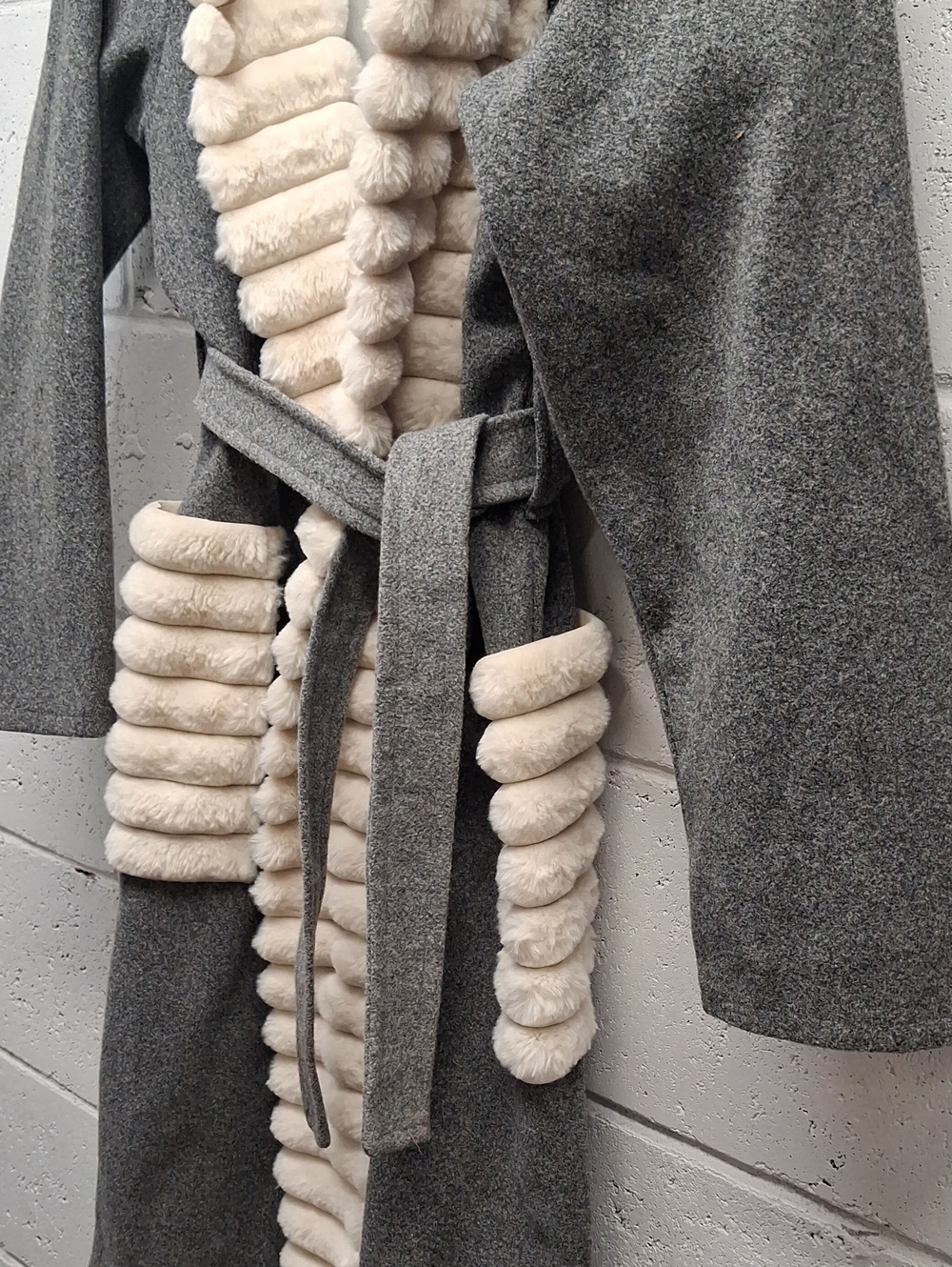 Womens Gray Wool Robe Coat with Cream Faux Fur Trim - Picture 5 of 6